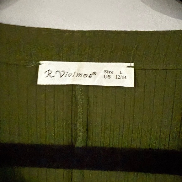 Olive Green Button-Up Dress - Picture 5 of 5